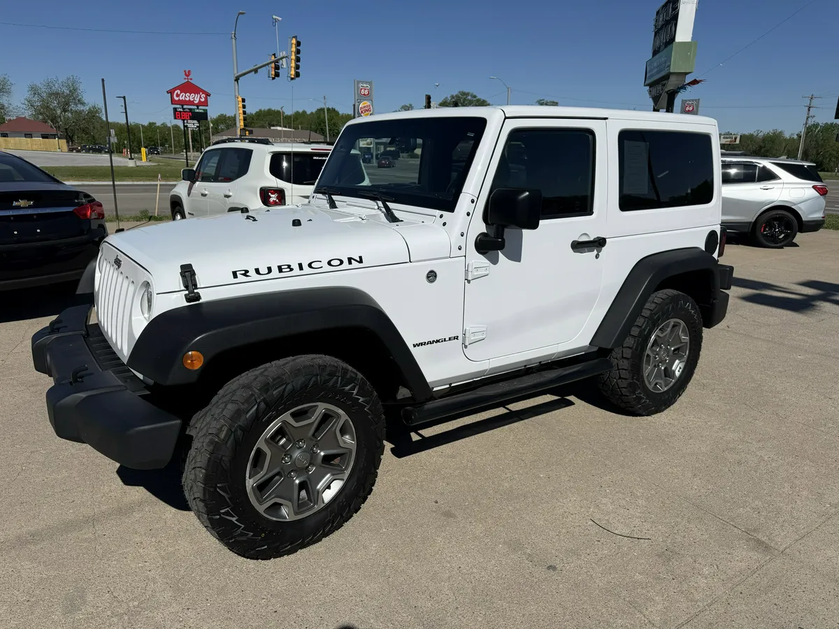 2016 Jeep Wrangler thumbnail 2
