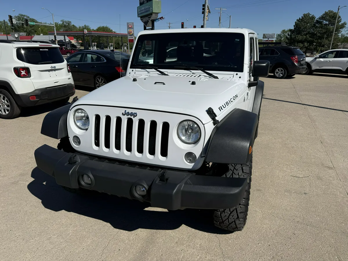 2016 Jeep Wrangler thumbnail 3