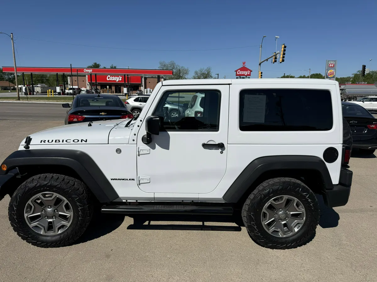 2016 Jeep Wrangler thumbnail 6