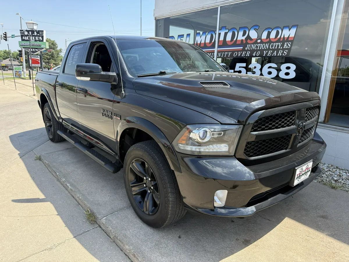 2017 Ram 1500 thumbnail 2