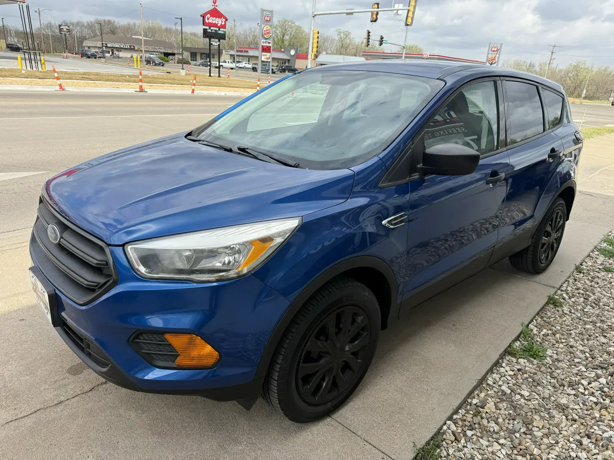 2017 Ford Escape thumbnail 5