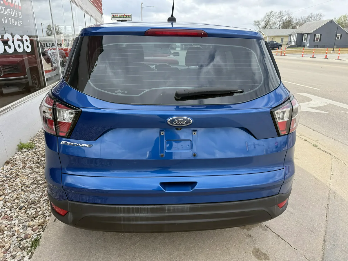 2017 Ford Escape thumbnail 7
