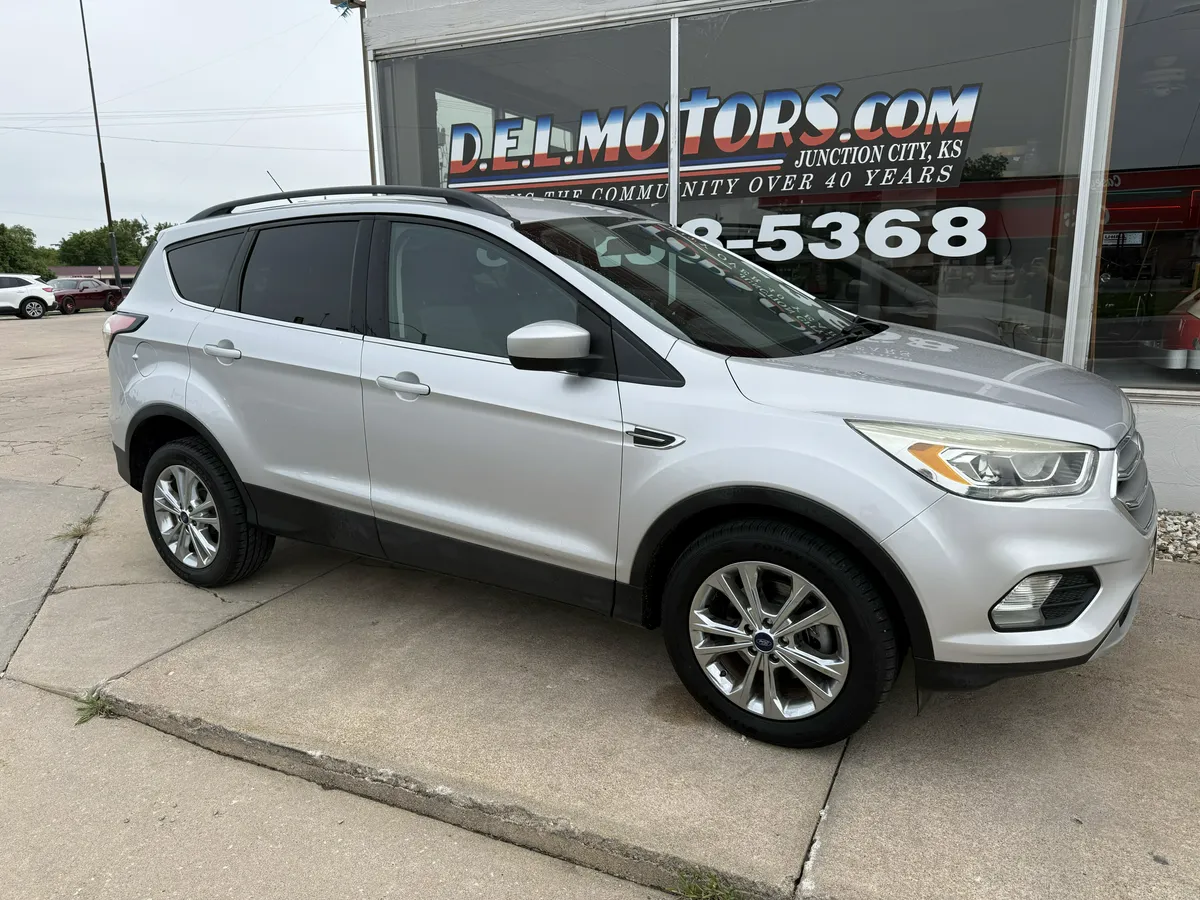 2017 Ford Escape - Photo 1