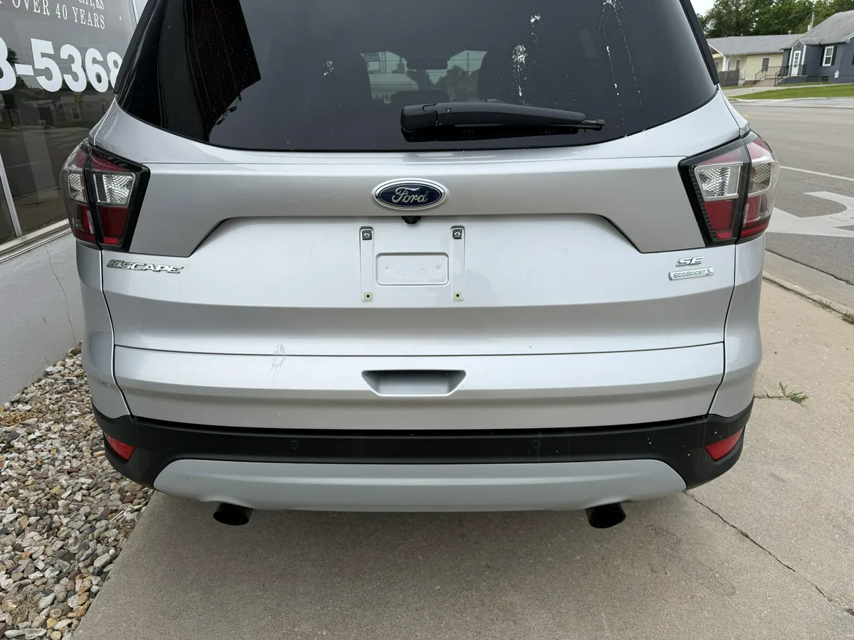 2017 Ford Escape thumbnail 7
