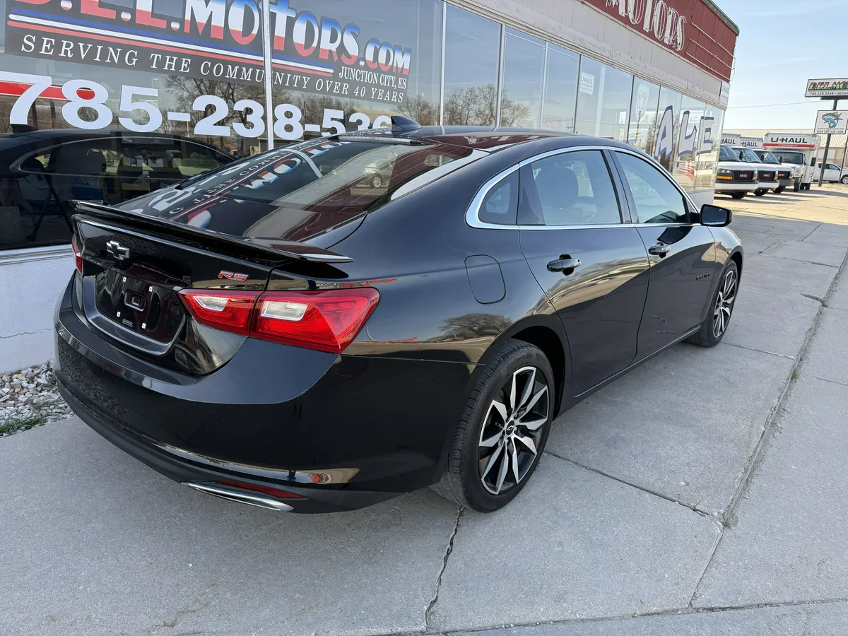 2021 Chevrolet Malibu thumbnail 8