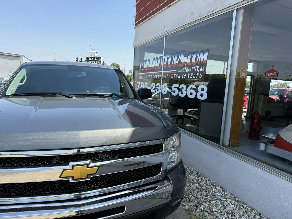 2011 Chevrolet Silverado 1500 thumbnail 7