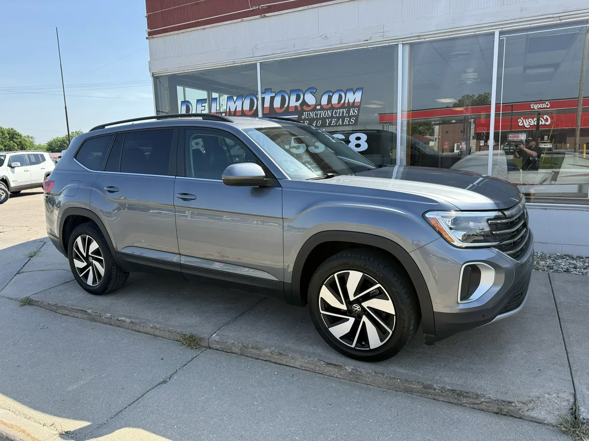 2024 Volkswagen Atlas - Photo 1