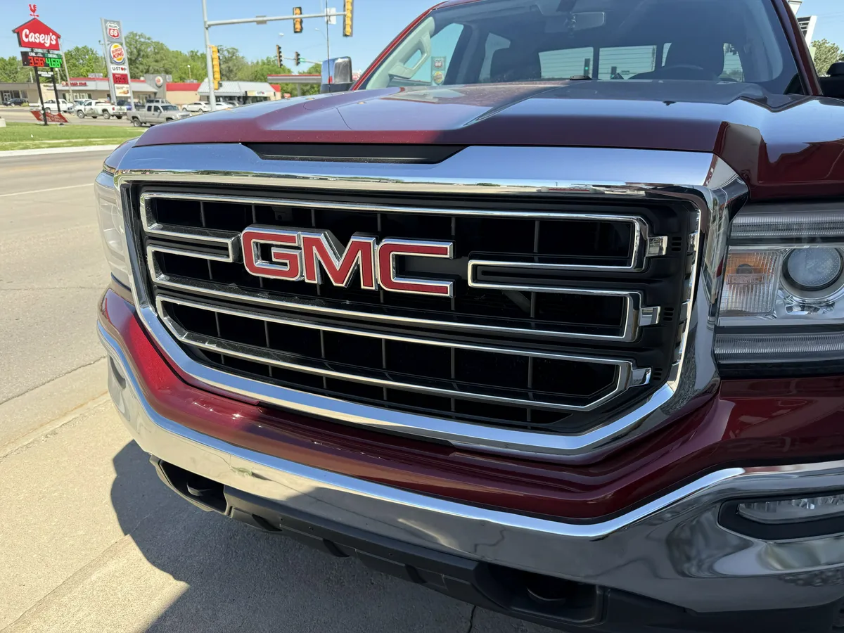 2016 Gmc Sierra 1500 thumbnail 2