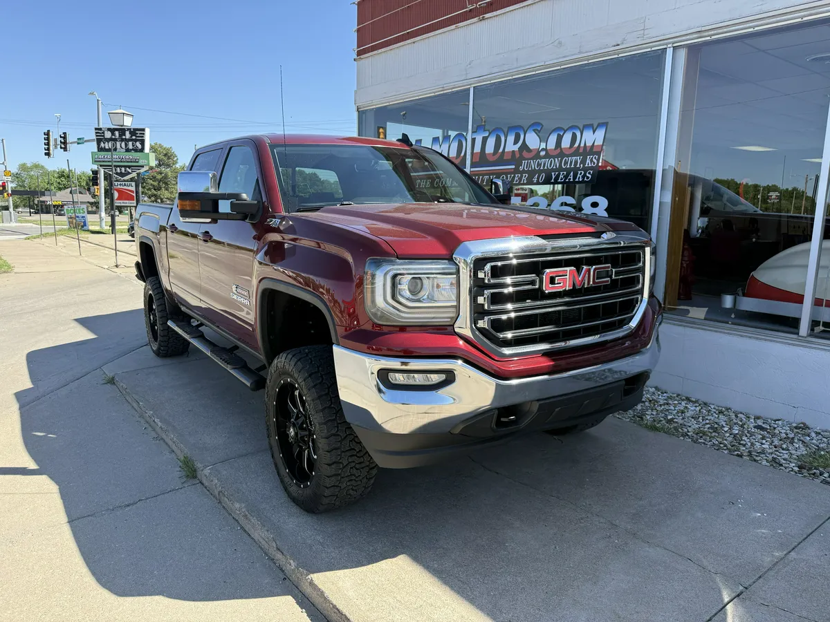 2016 Gmc Sierra 1500 thumbnail 3
