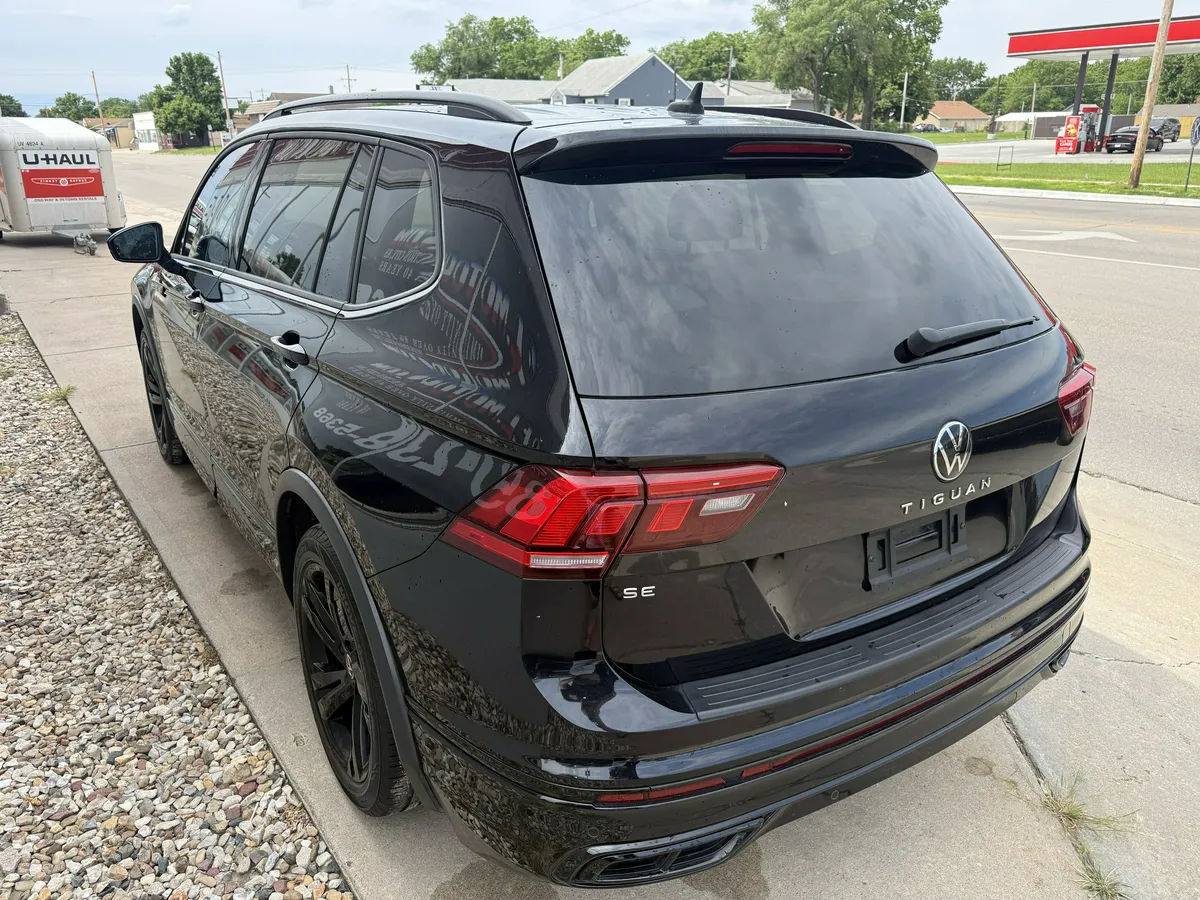 2023 Volkswagen Tiguan thumbnail 5