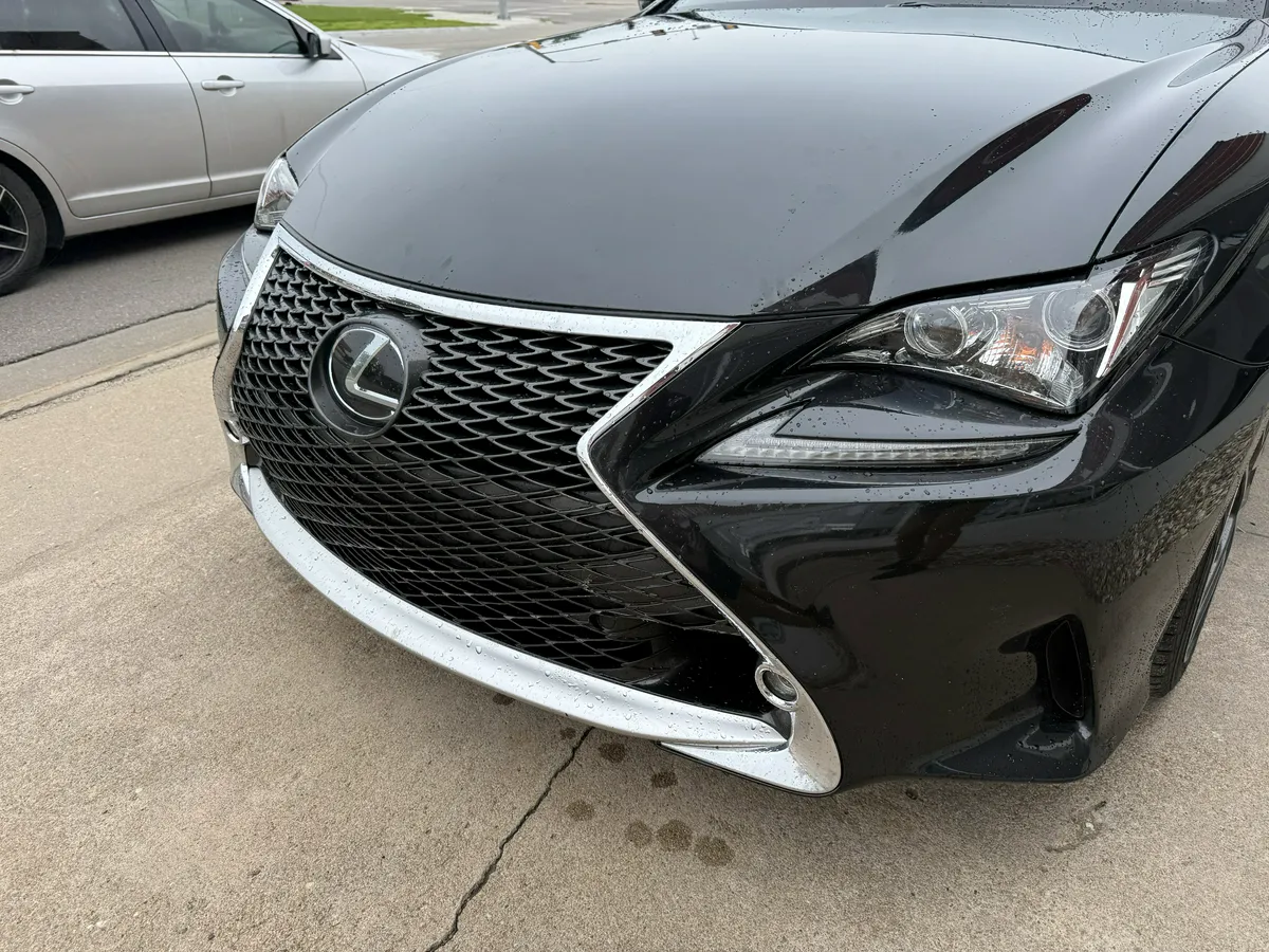 2017 Lexus RC thumbnail 6