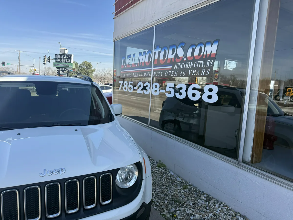 2018 Jeep Renegade thumbnail 2